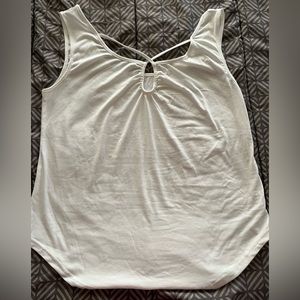 White sleeveless blouse
